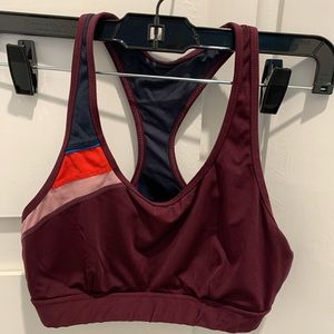 The Upside sports bra Sz M/US 6 cranberry
